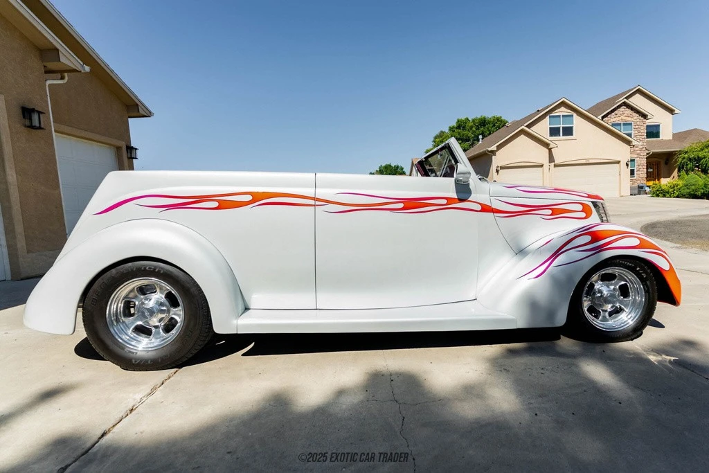 1937 Ford Hot Rod - Image 9 of 12