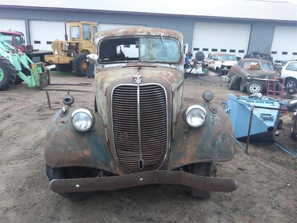 1937 Ford Pickup (1937-1939) - Image 3 of 10