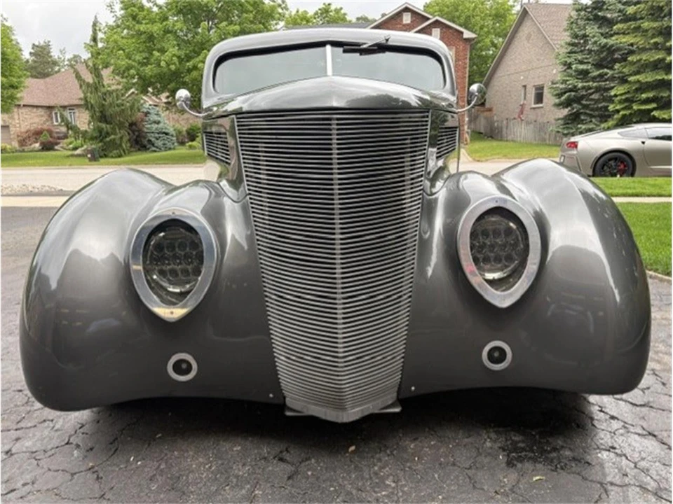 1937 Ford Pickup (1937-1939) - Image 2 of 22