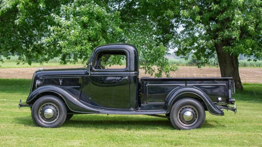 1937 Ford Pickup (1937-1939) - Image 2 of 16