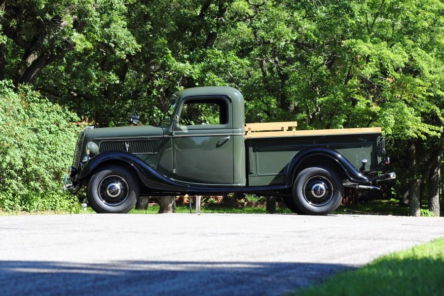 1937 Ford Pickup (1937-1939) - Image 2 of 9