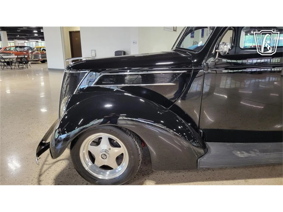 1937 Ford Standard & Deluxe & Super Deluxe - Image 26 of 31