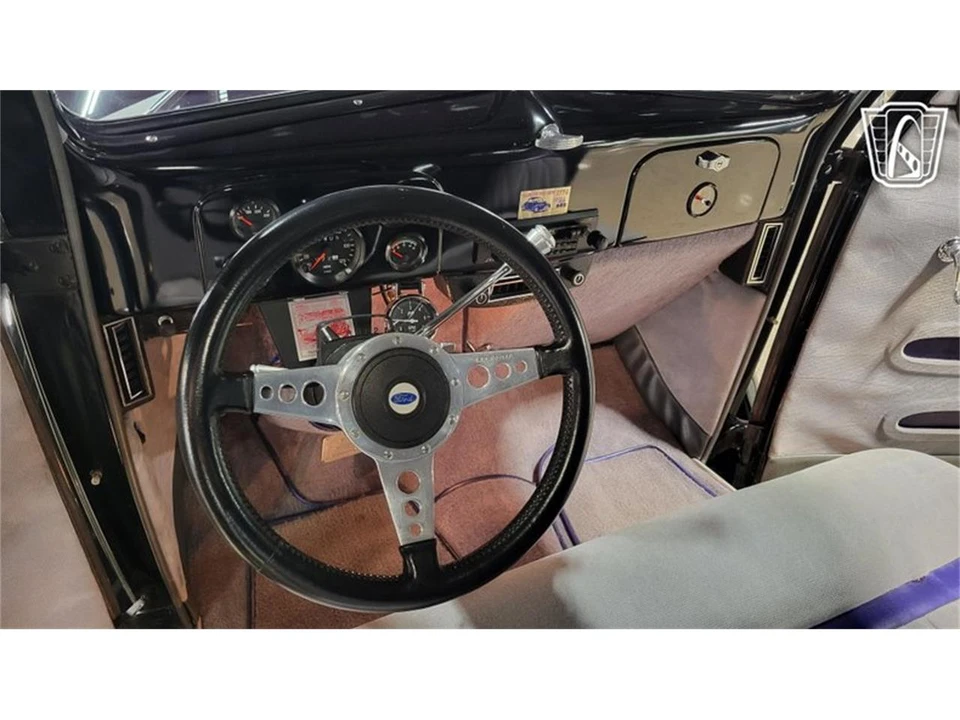 1937 Ford Standard & Deluxe & Super Deluxe - Image 17 of 31