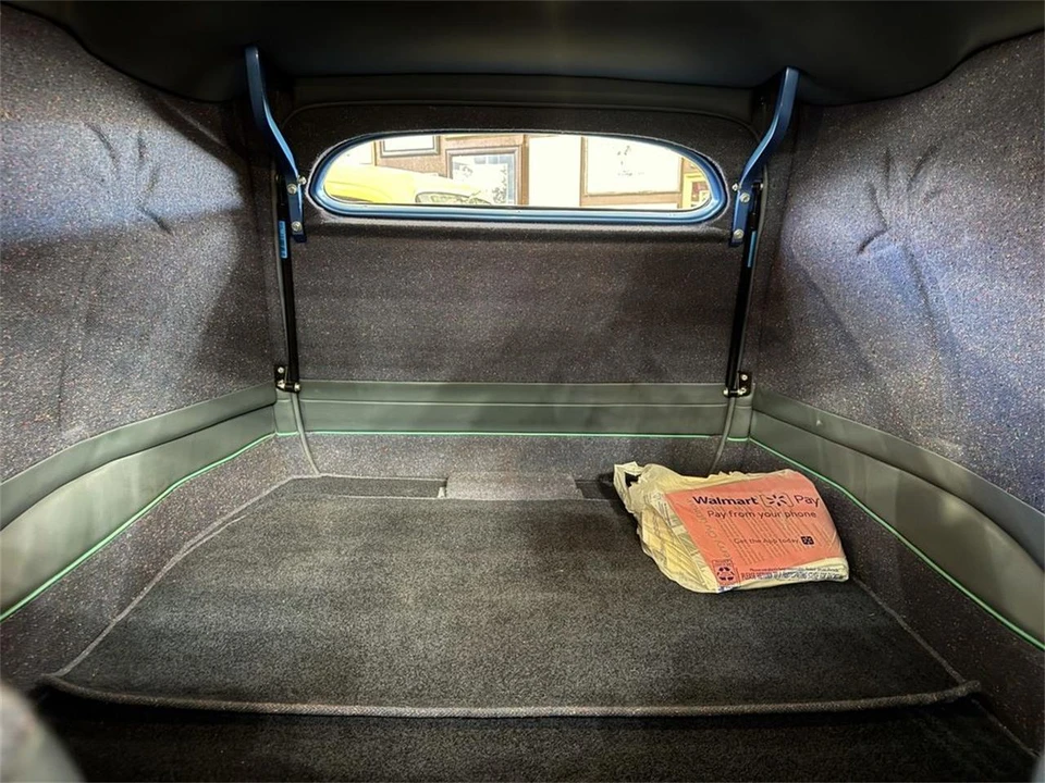 1937 Ford Standard & Deluxe & Super Deluxe - Image 16 of 31