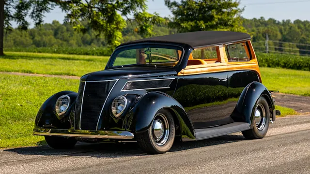1937 Ford Slant Back Street Rod