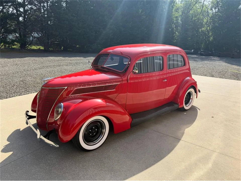 1937 Ford Standard & Deluxe & Super Deluxe - Image 16 of 31