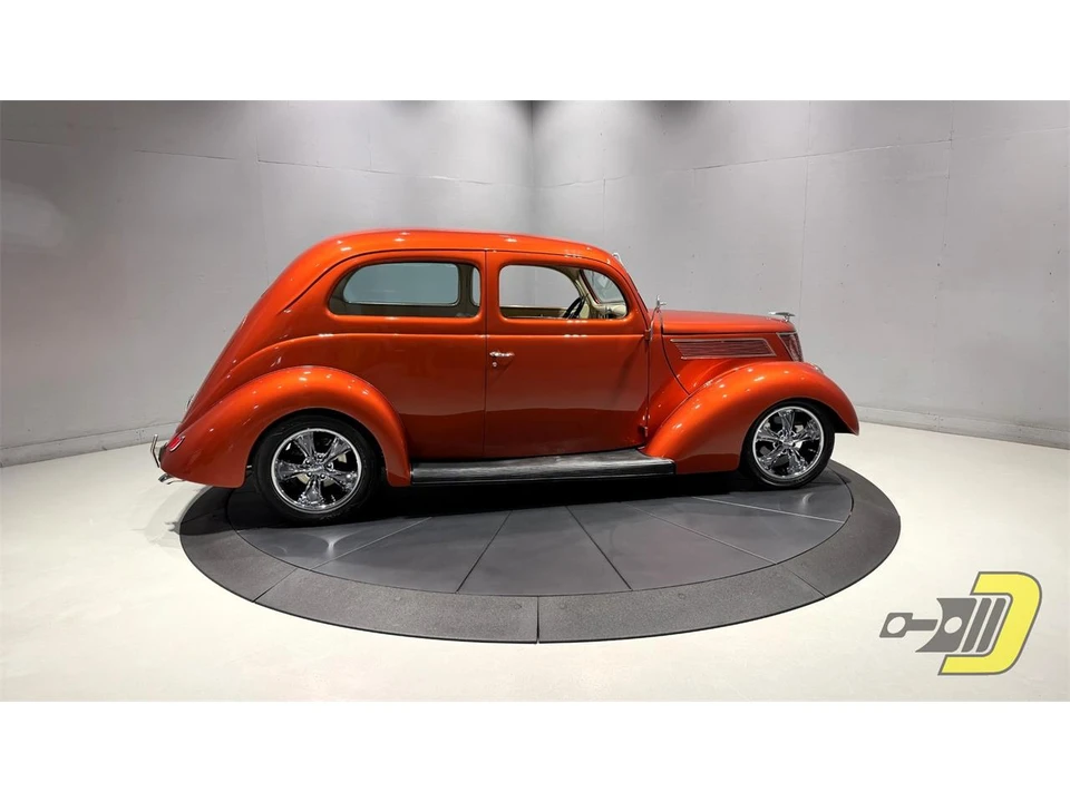 1937 Ford Standard & Deluxe & Super Deluxe - Image 10 of 31