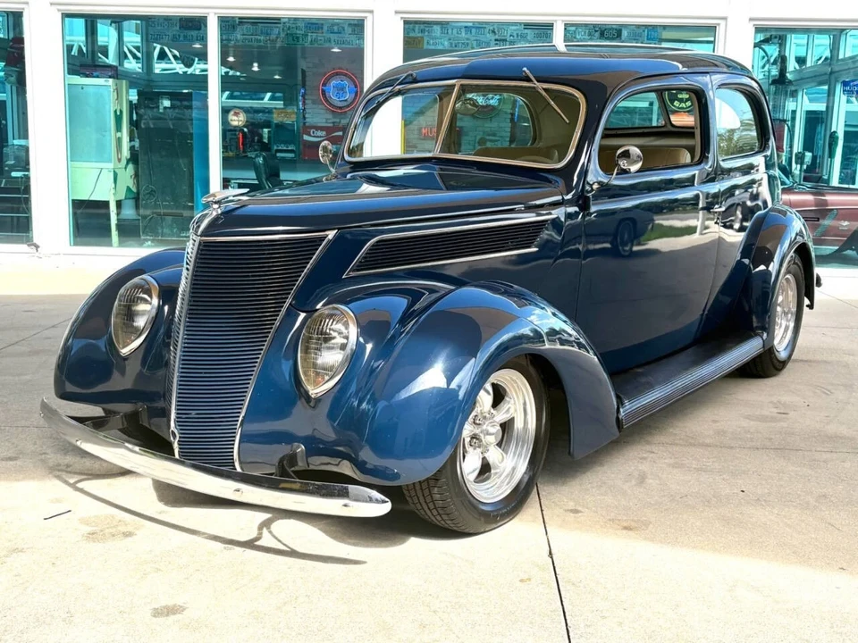 1937 Ford Standard & Deluxe & Super Deluxe - Image 10 of 12
