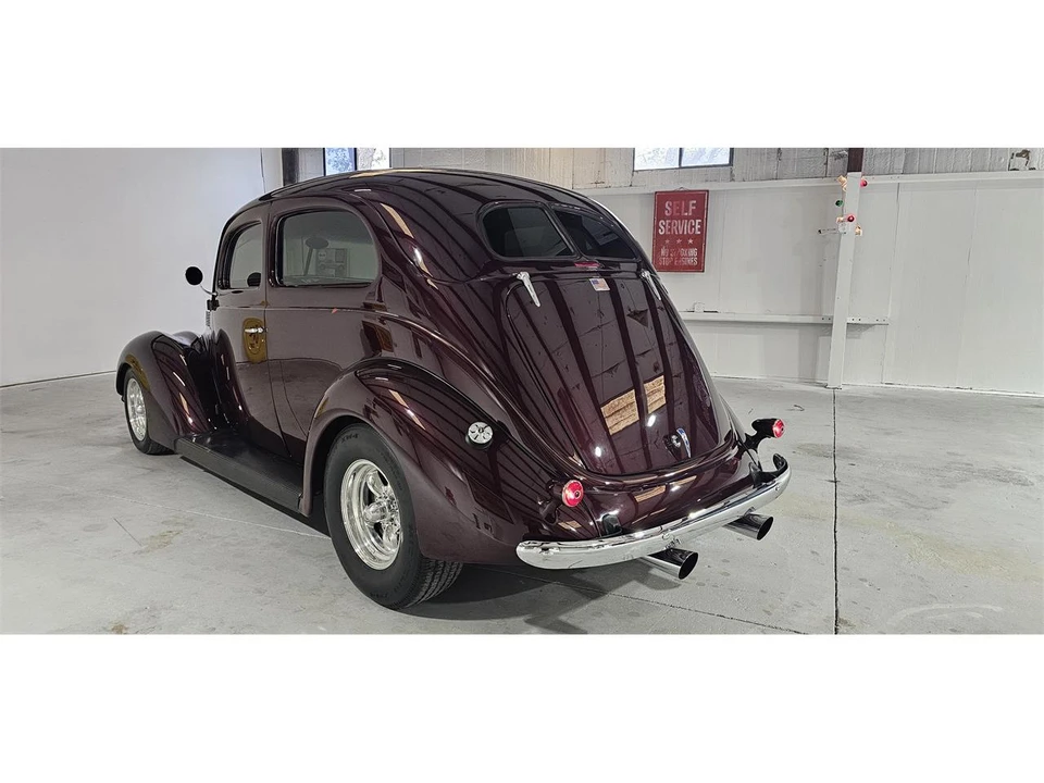 1937 Ford Standard & Deluxe & Super Deluxe - Image 3 of 31