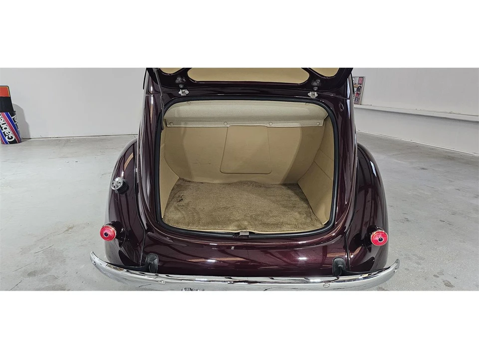 1937 Ford Standard & Deluxe & Super Deluxe - Image 27 of 31
