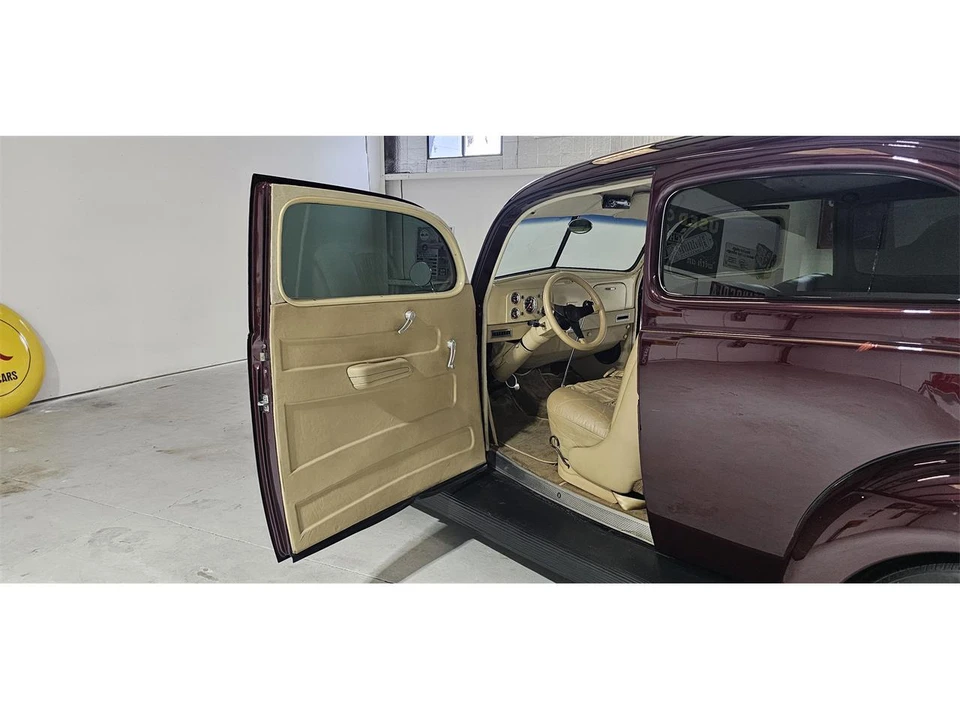 1937 Ford Standard & Deluxe & Super Deluxe - Image 28 of 31