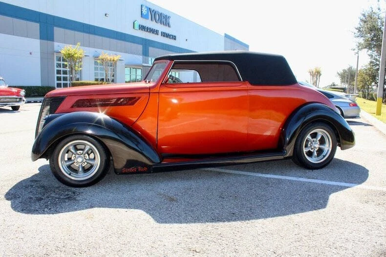 1937 Ford Hot Rod - Image 8 of 12