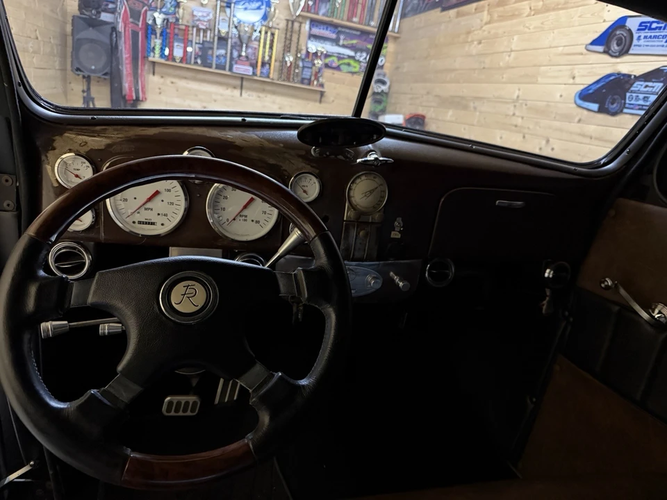 1937 Ford Standard & Deluxe & Super Deluxe - Image 6 of 8