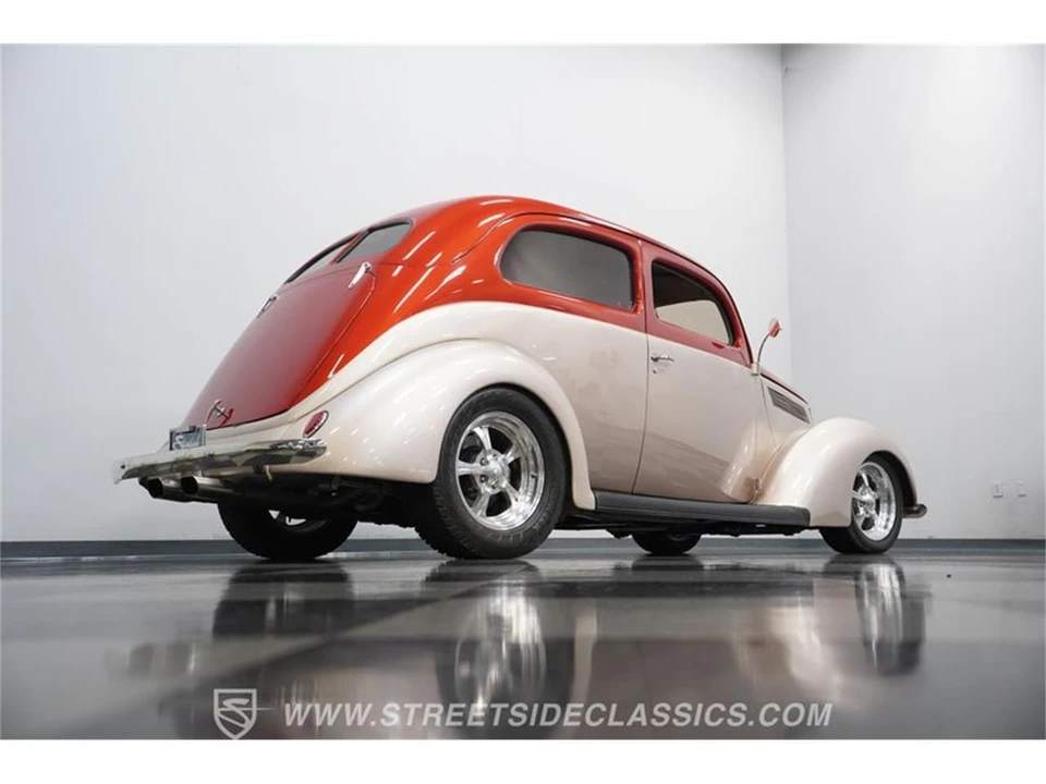 1937 Ford Standard & Deluxe & Super Deluxe - Image 24 of 31