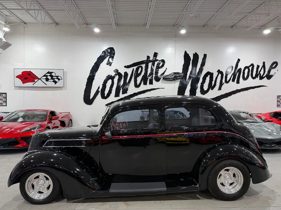 1937 Ford Hot Rod - Image 2 of 11