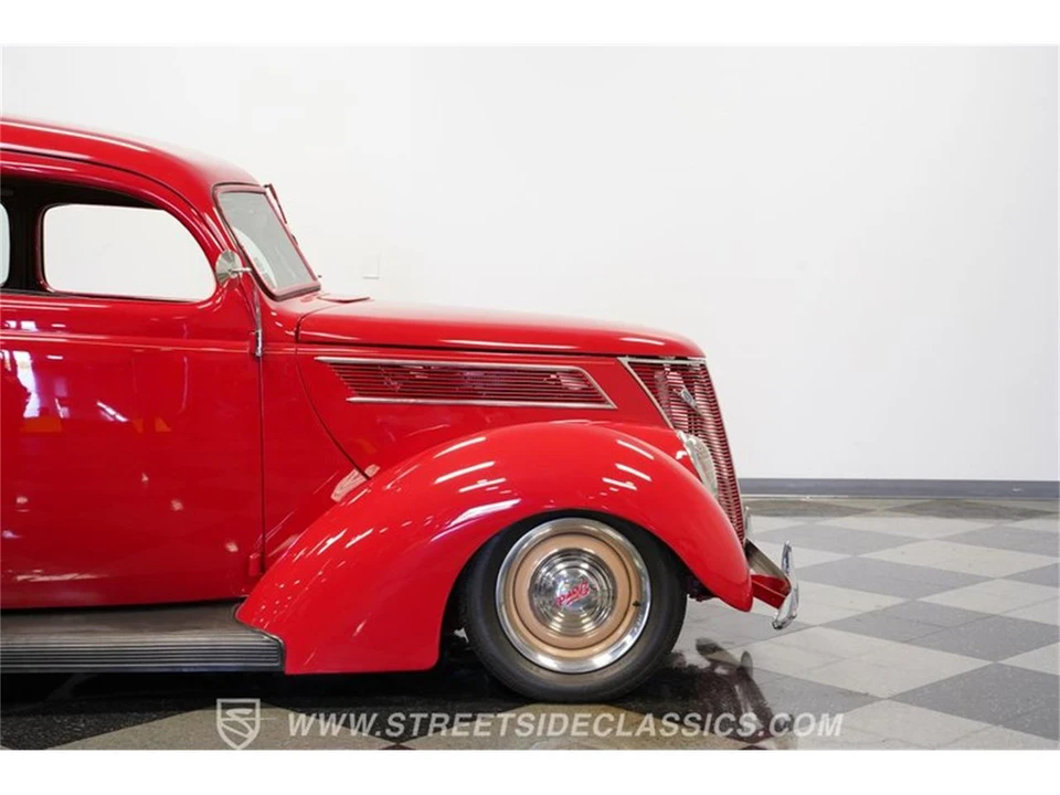 1937 Ford Standard & Deluxe & Super Deluxe - Image 29 of 31