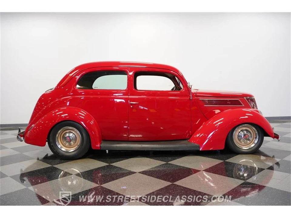 1937 Ford Standard & Deluxe & Super Deluxe - Image 13 of 31