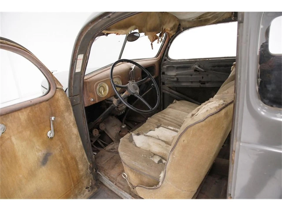 1937 Ford Standard & Deluxe & Super Deluxe - Image 25 of 31
