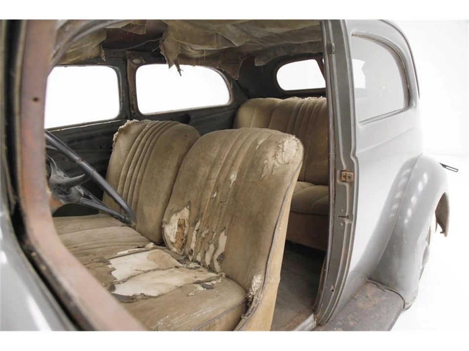 1937 Ford Standard & Deluxe & Super Deluxe - Image 26 of 31