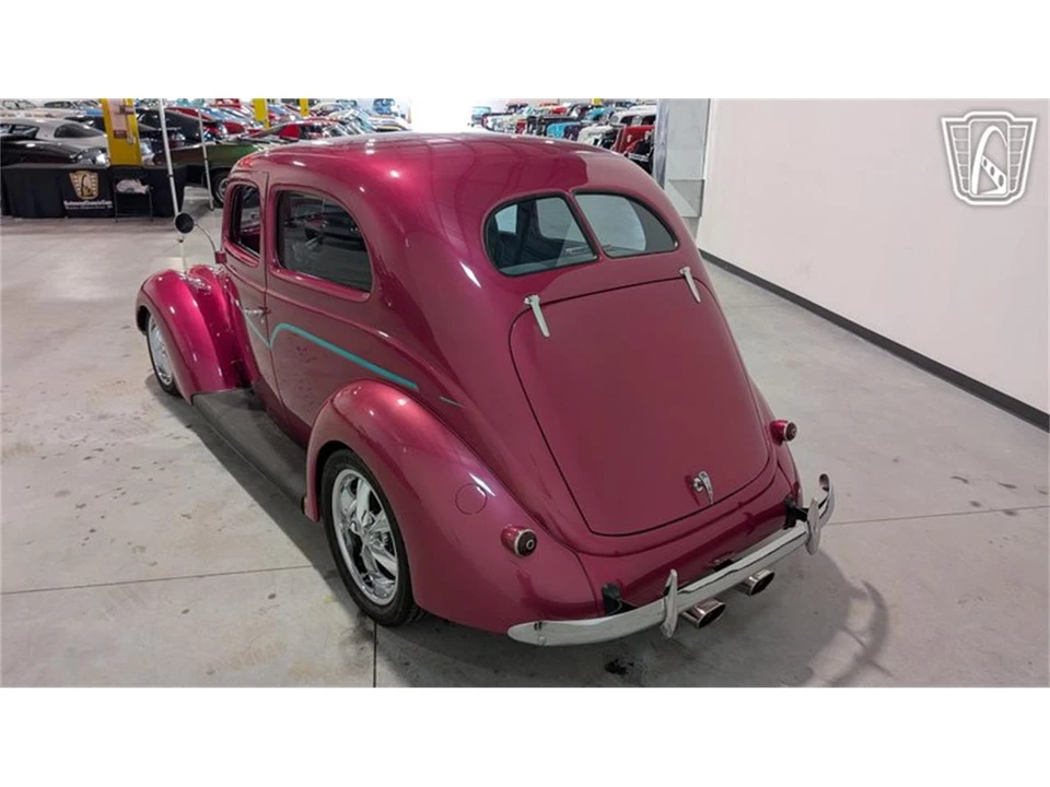 1937 Ford Standard & Deluxe & Super Deluxe - Image 8 of 31