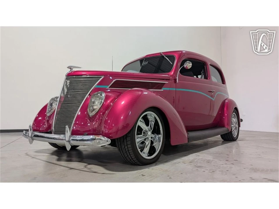 1937 Ford Standard & Deluxe & Super Deluxe - Image 4 of 31