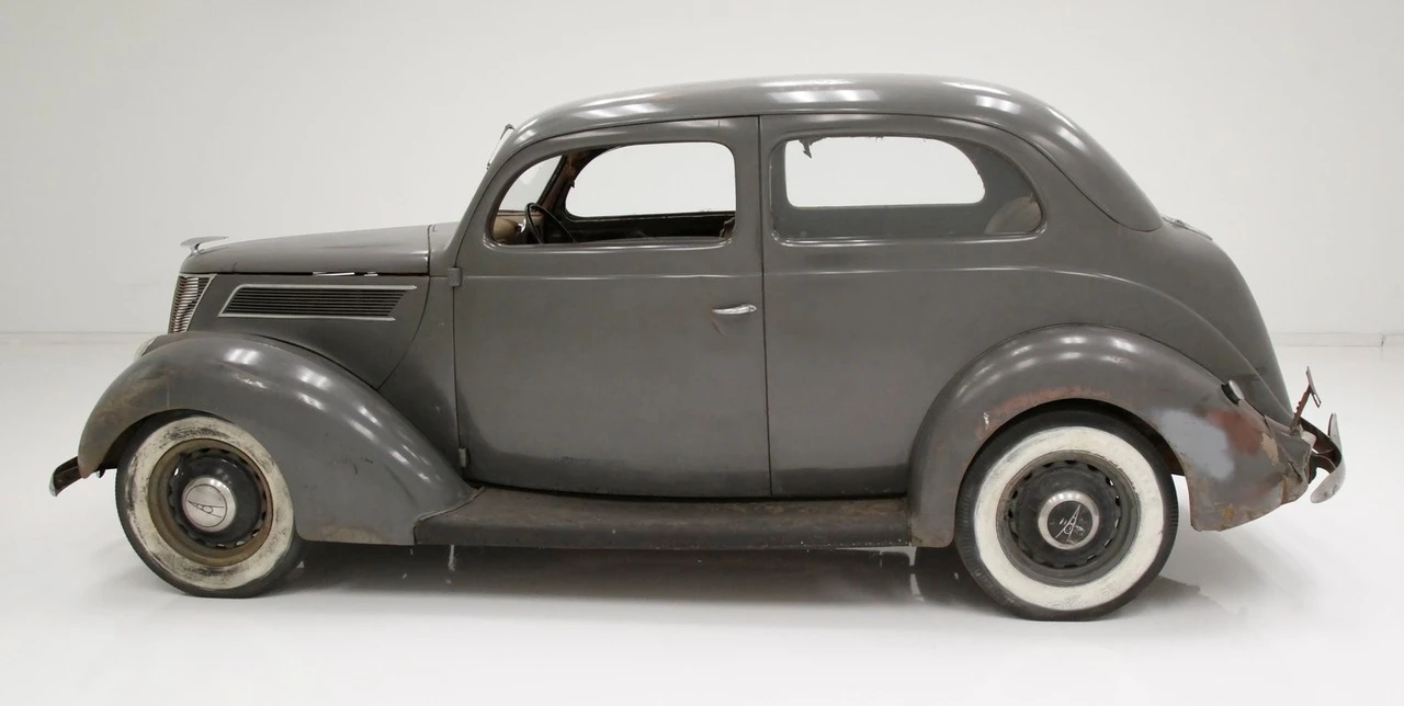 1937 Ford Standard & Deluxe & Super Deluxe - Image 2 of 31
