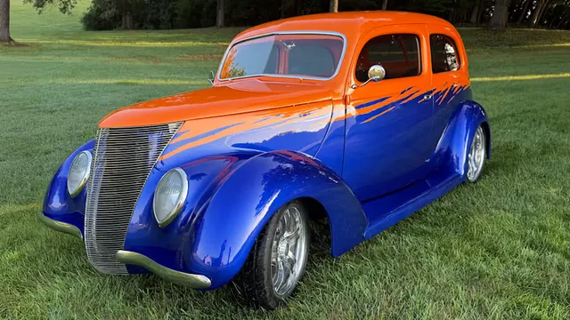 1937 Ford Tudor Sedan