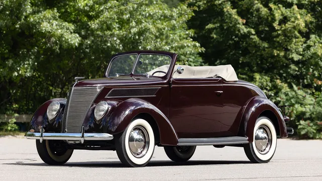 1937 Ford V8 De Luxe Convertible Cabriolet