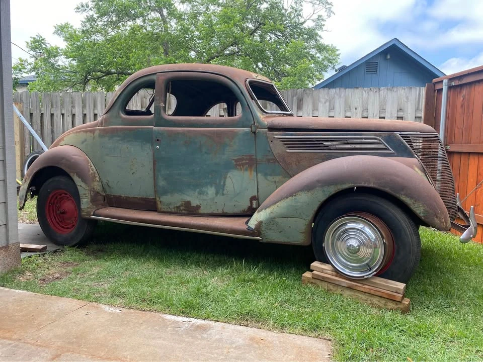 1937 Ford Standard & Deluxe & Super Deluxe - Image 2 of 18