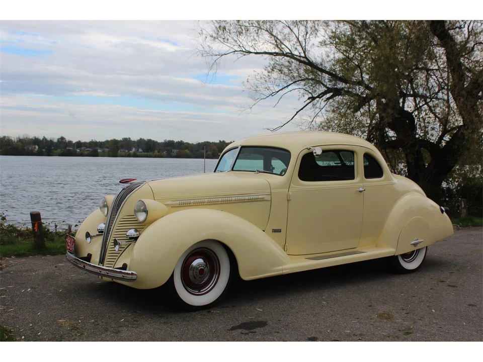 1937 Hudson Super Six - Image 2 of 12