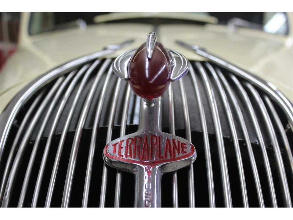 1937 Hudson Super Six - Image 9 of 12