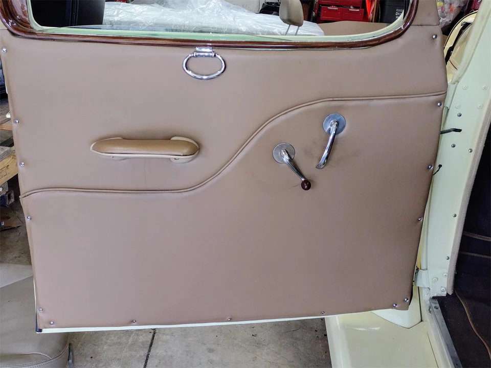 1937 Hudson Super Six - Image 11 of 12