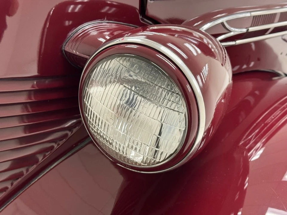 1937 Hudson Super Six - Image 11 of 12