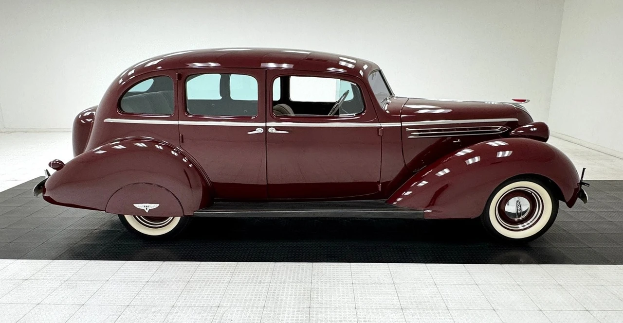1937 Hudson Super Six - Image 6 of 12