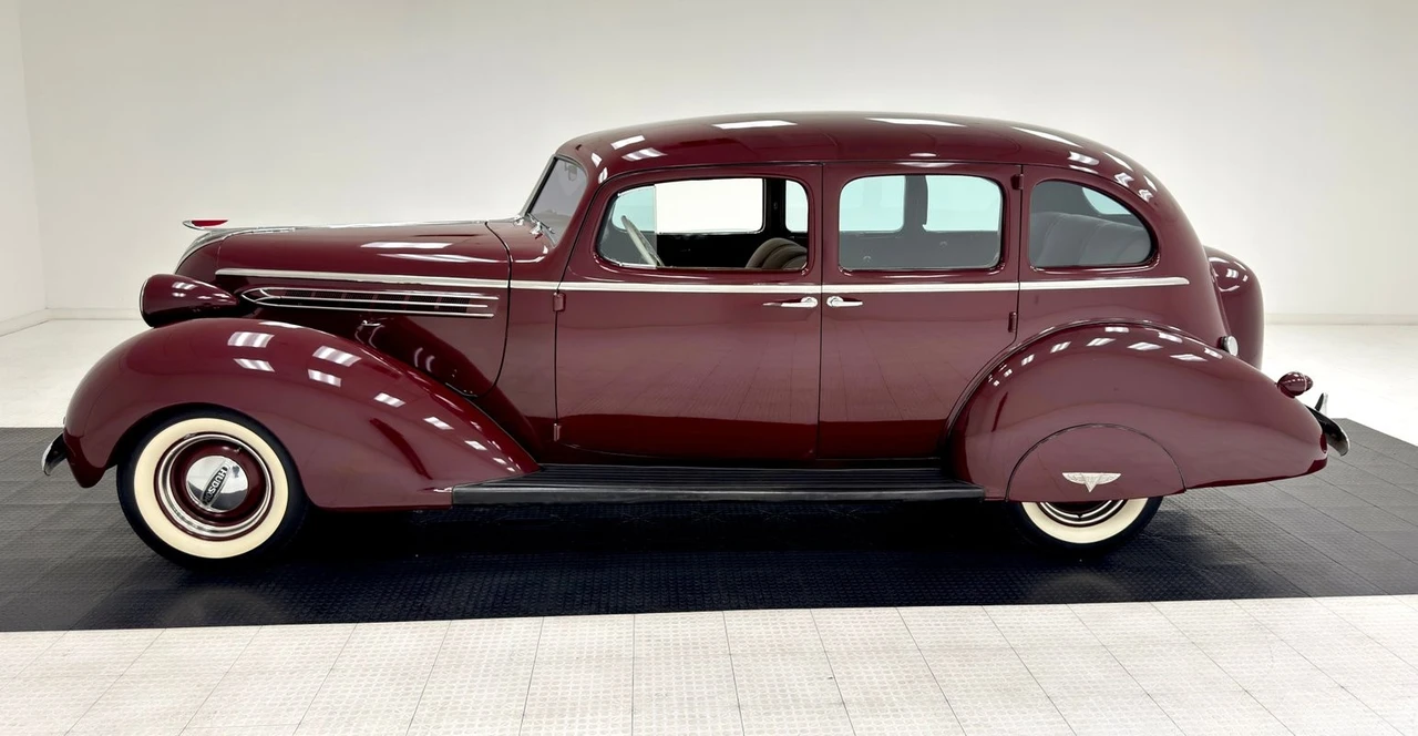 1937 Hudson Super Six - Image 2 of 12