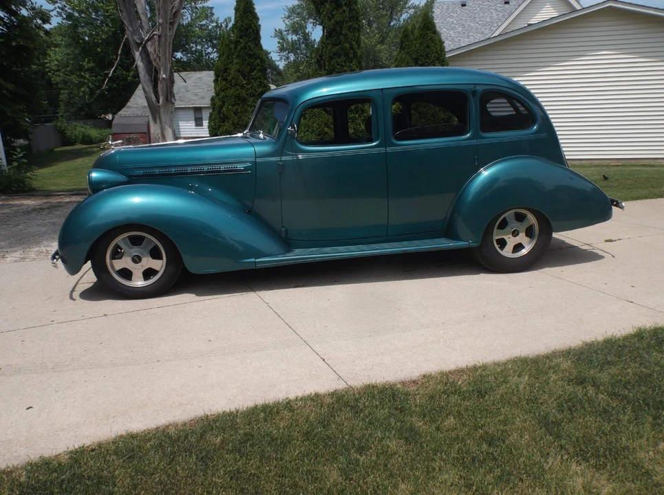 1937 Hudson - Image 6 of 21