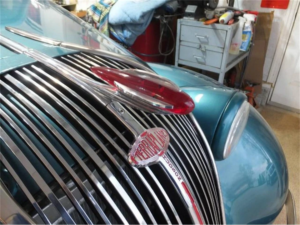 1937 Hudson Super Six - Image 10 of 14