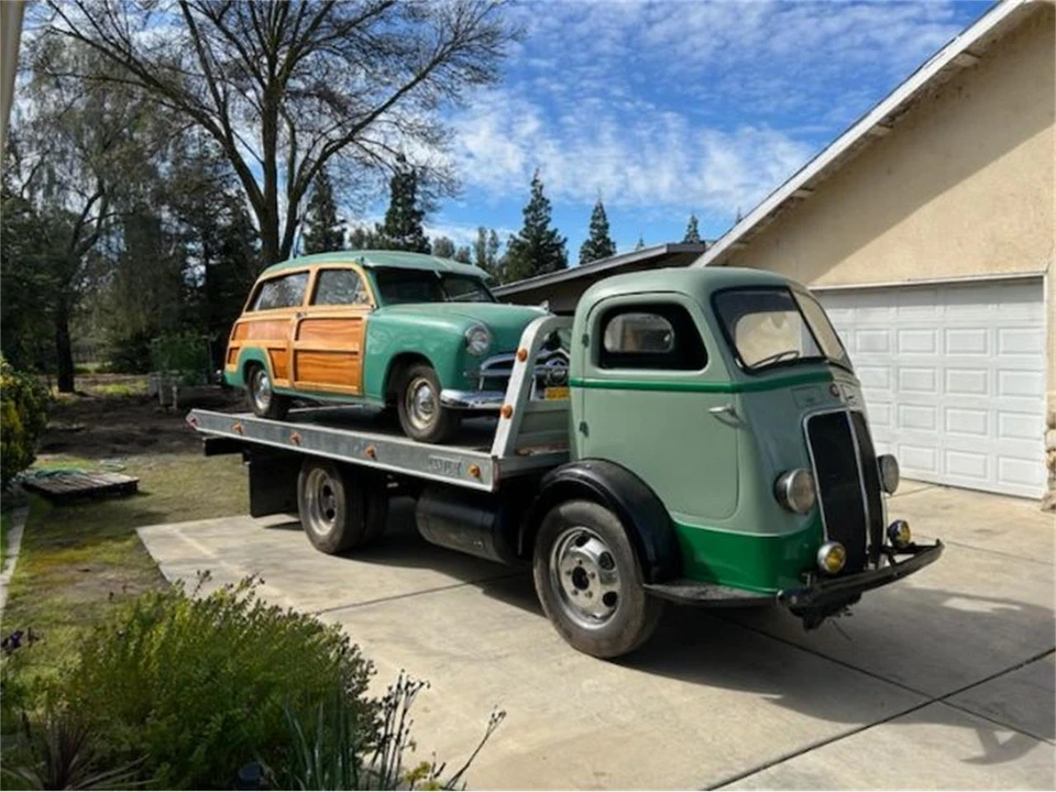 1937 International - Image 7 of 8