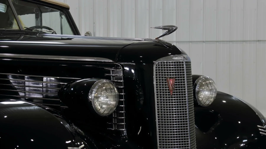 1937 LaSalle Series 50 - Image 18 of 20