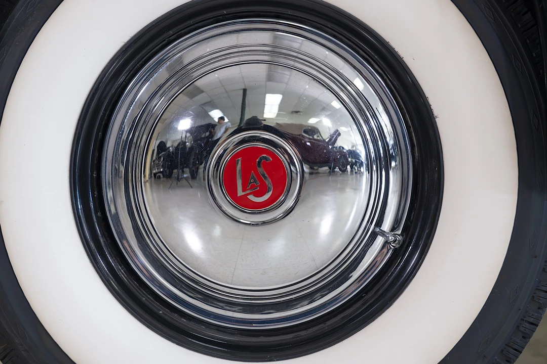 1937 LaSalle Series 50 - Image 25 of 31