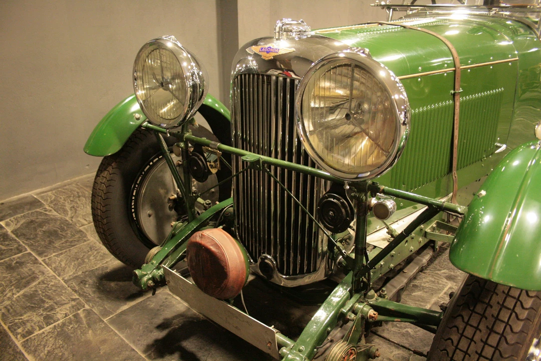 1937 Lagonda - Image 13 of 15