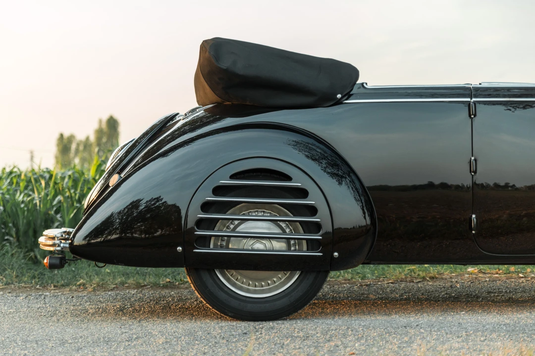 1937 Dodge Viper 5th Gen - Image 31 of 31