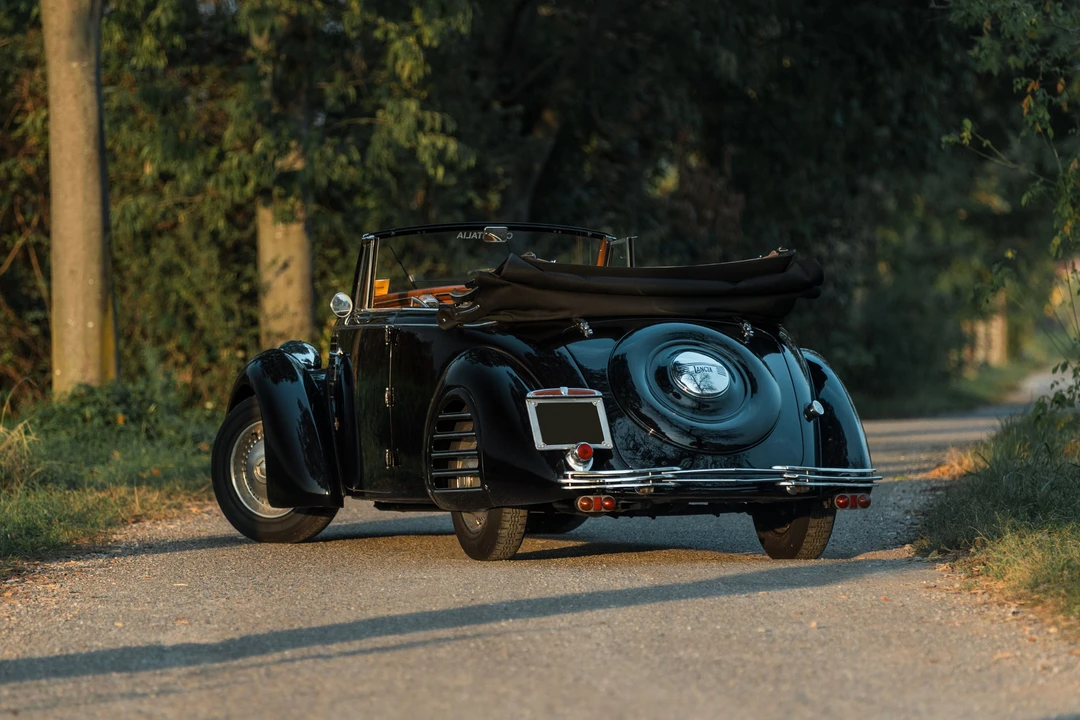 1937 Dodge Viper 5th Gen - Image 8 of 31