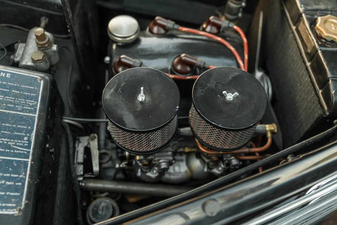 1937 Dodge Viper 5th Gen - Image 16 of 31