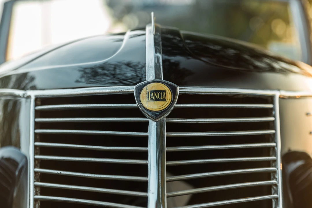 1937 Dodge Viper 5th Gen - Image 30 of 31