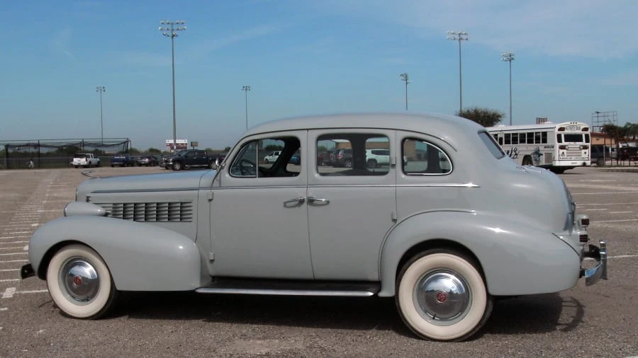1937 LaSalle Series 50 - Image 2 of 8