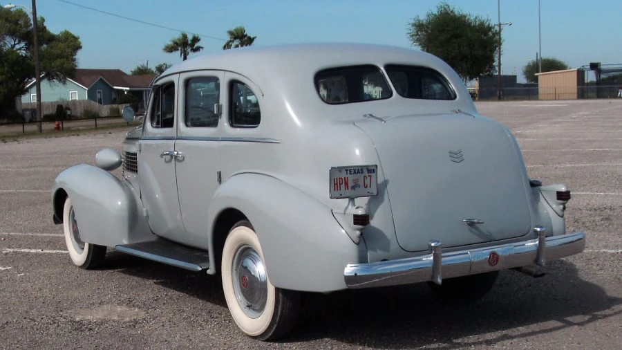 1937 LaSalle Series 50 - Image 3 of 8