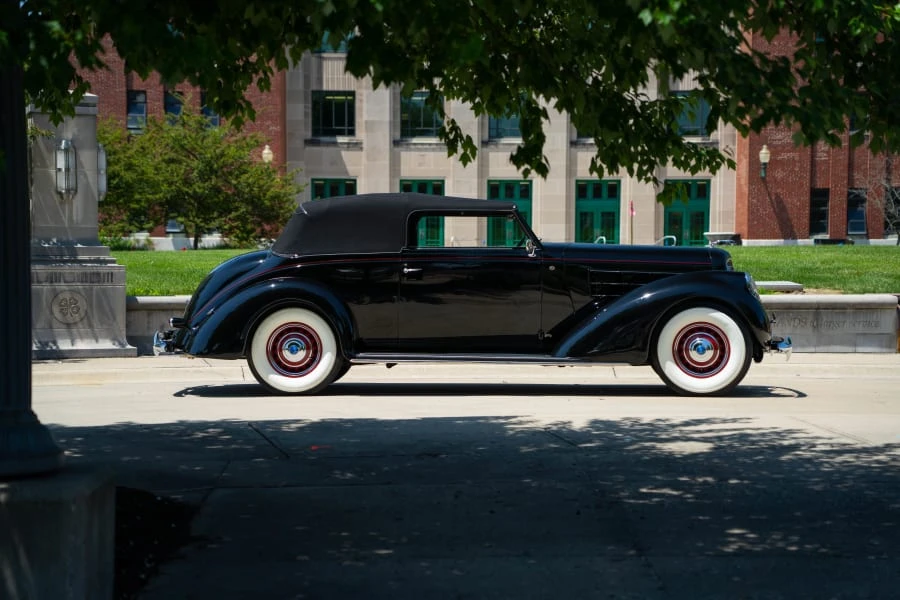 1937 Lincoln - Image 2 of 22