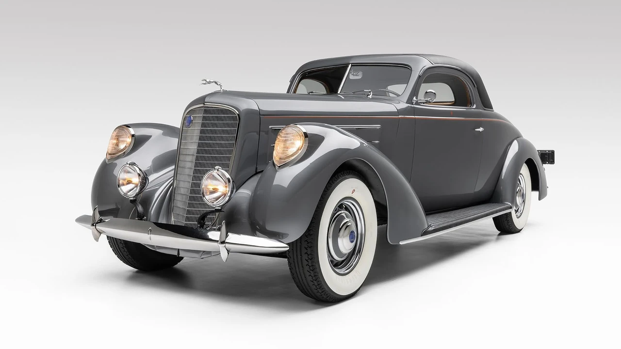 1937 Lincoln Zephyr - Image 19 of 31