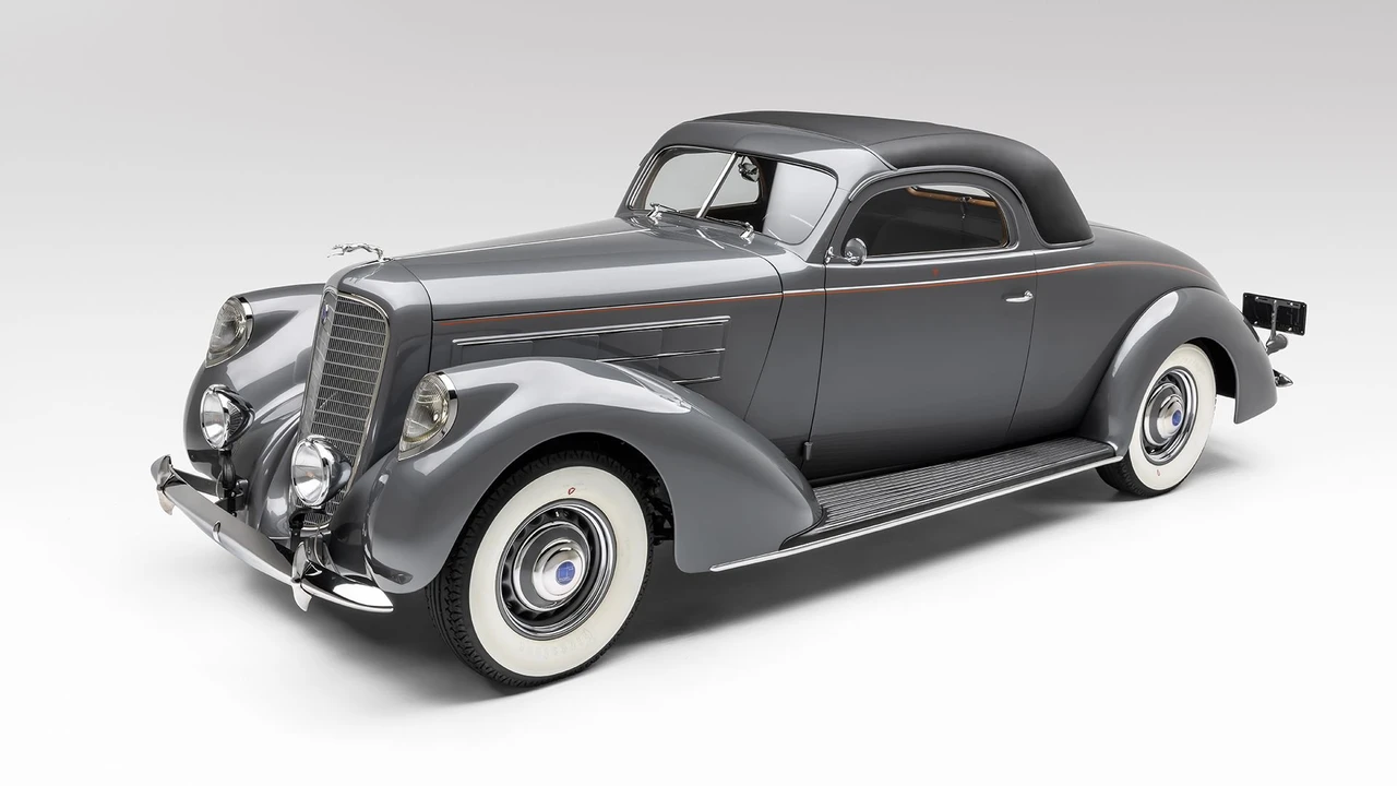 1937 Lincoln Zephyr - Image 15 of 31